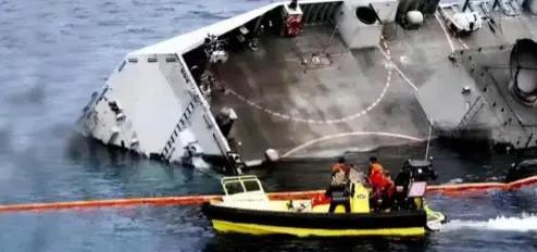 1993年，中国科考船遭韩国货轮暴力撞击，拦腰折断沉入大海，船内的107名科考人