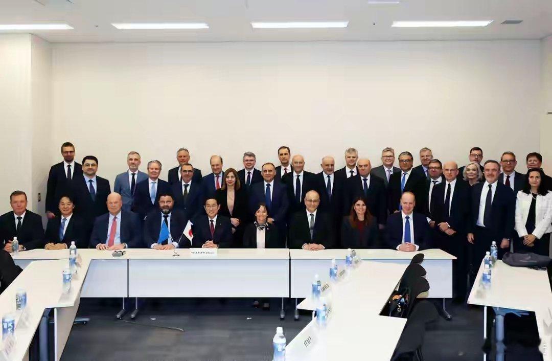 30国劝说后，岸田扛起反美大旗，对高市呼吁：别让日本成为乌克兰岸田文雄这次不只是