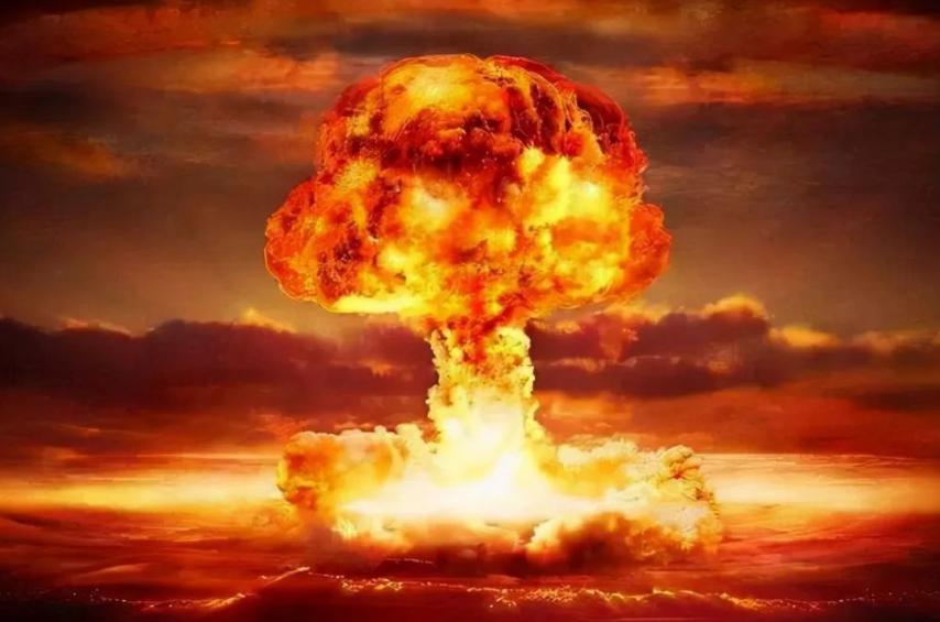 美方专家表示，一旦美方向着中方开战，不管是核武器还是什么，中方都会应接不暇，如果