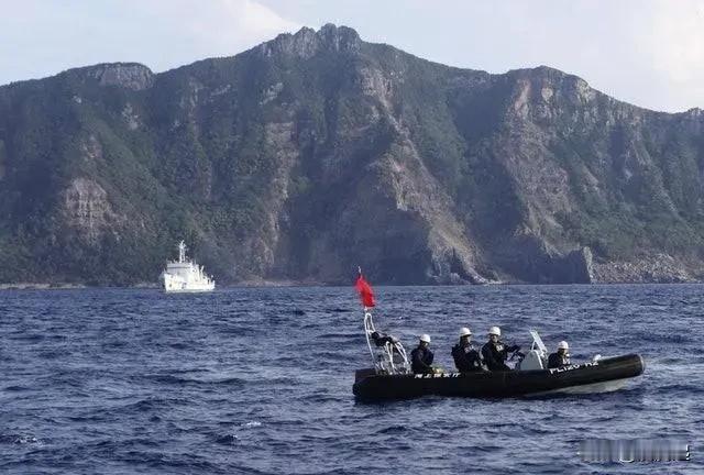 下个礼拜，解放军有可能包围钓鱼岛，逼高市早苗下台

台湾名嘴郭正亮认为，钓鱼岛一