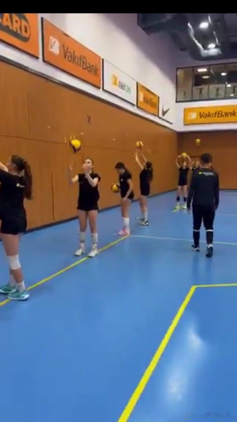 瓦基弗银行在总教练乔瓦尼·古德蒂的协调下，启动了由助理教练团队负责的“青年发展计