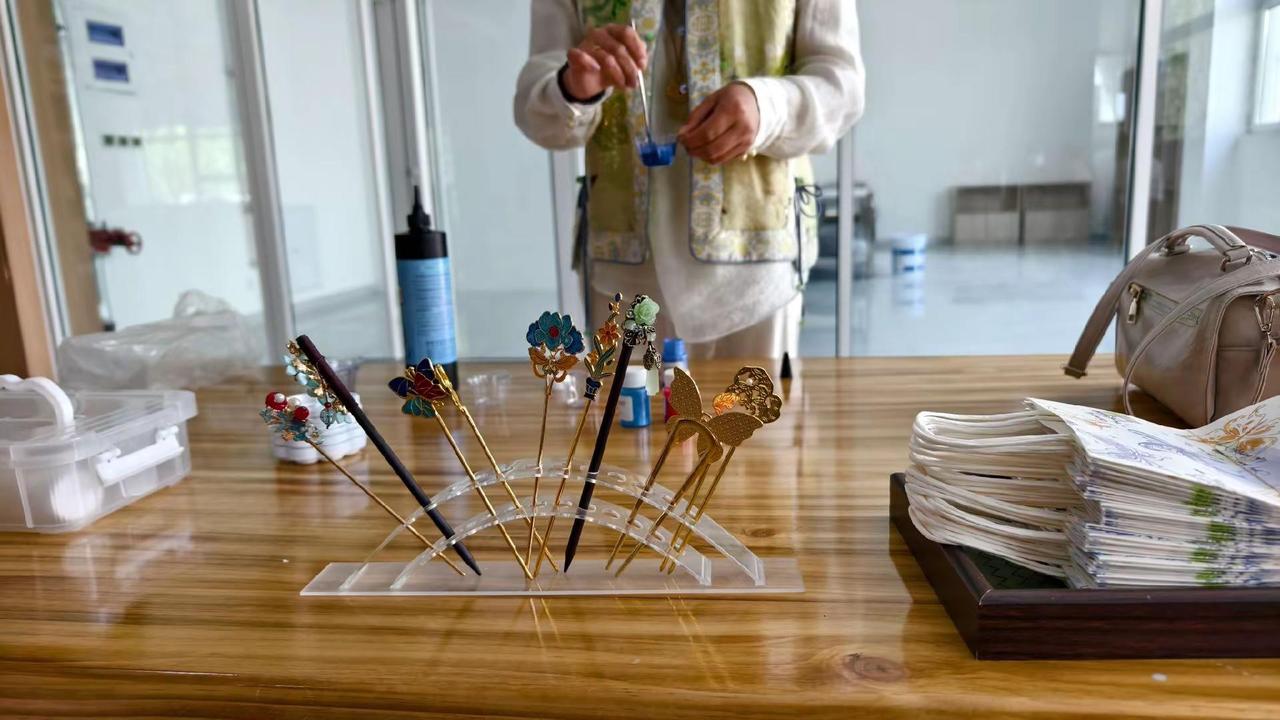 手工制作点蓝簪花展示你的手工diy成果