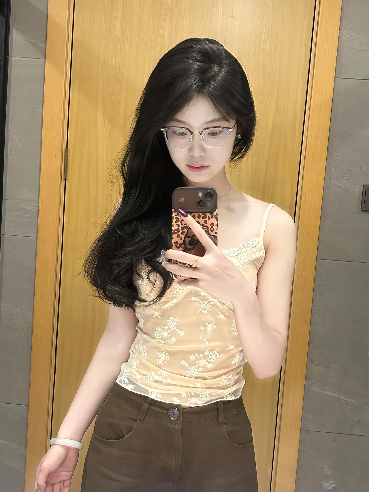 告别了一部分活着的我自己 我又化着船桨出发了