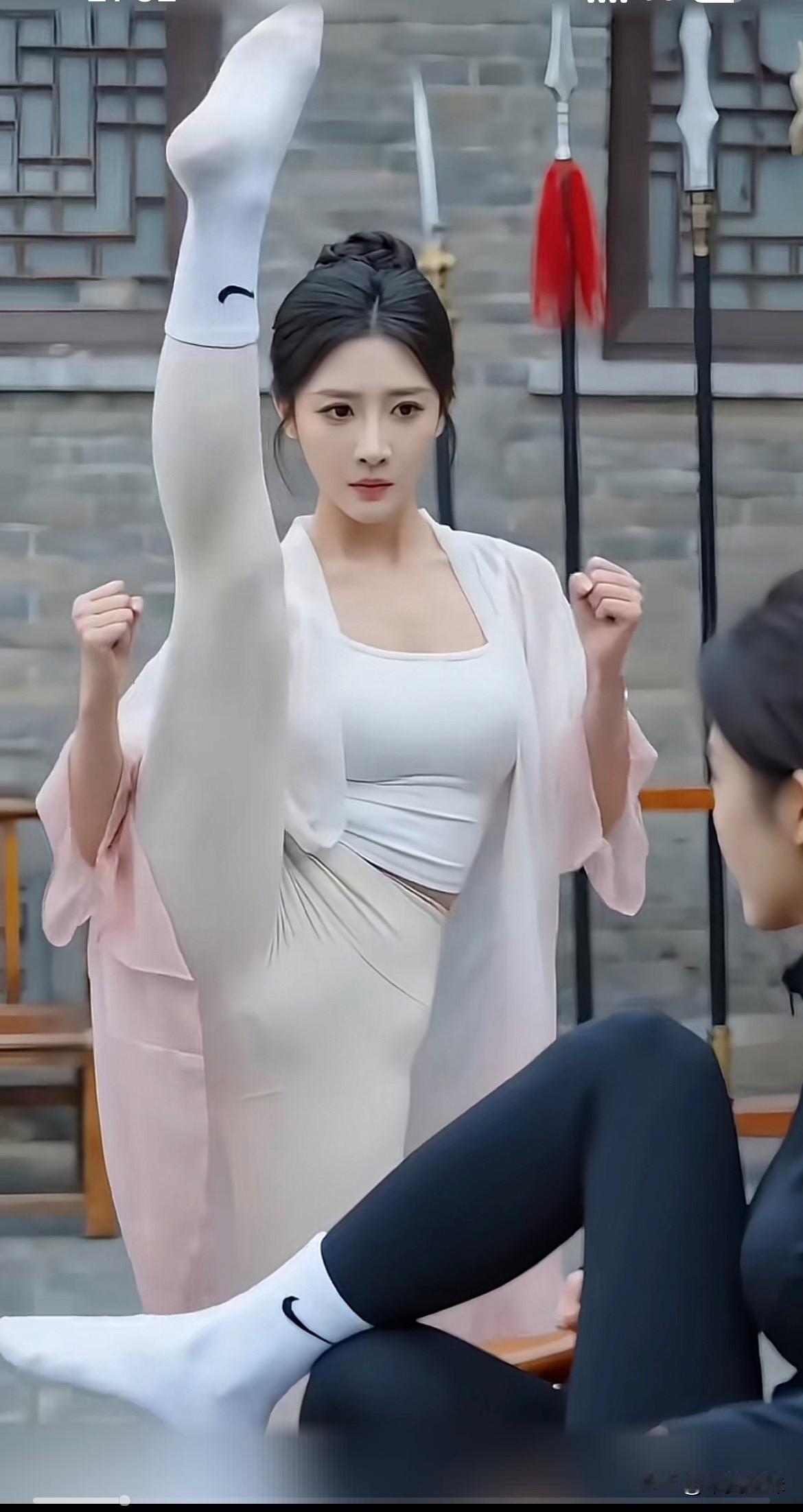 天下武功唯快不破以慢为快 高手快显身手 绝世好武功 练练我的武功