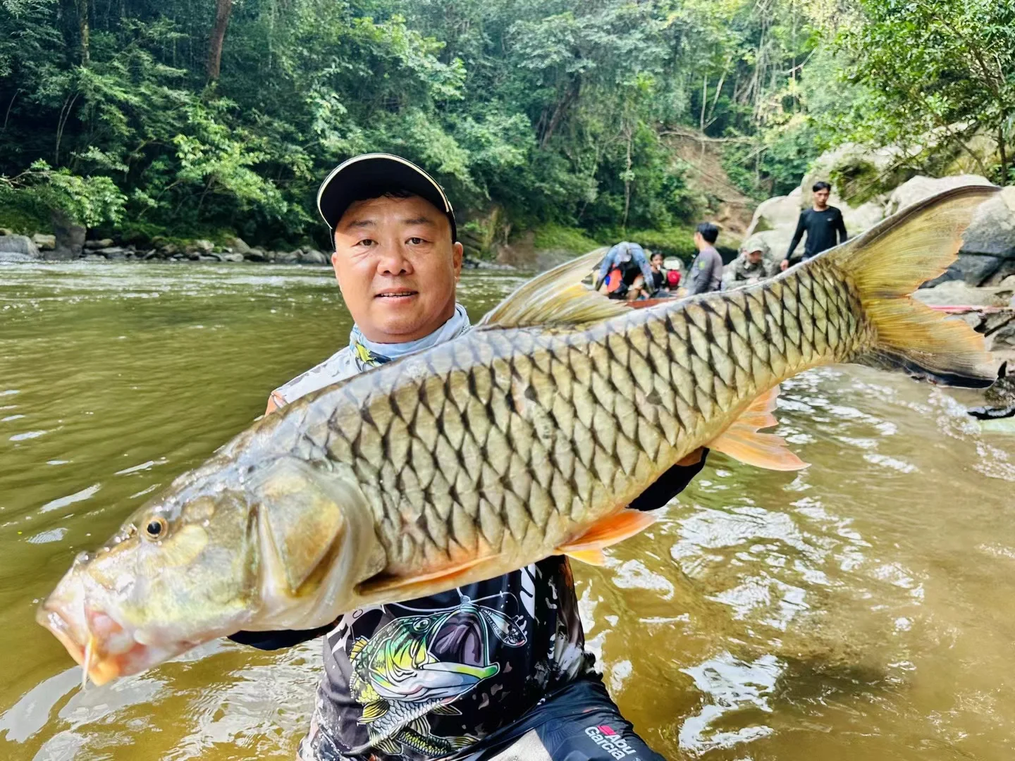 印尼钓获18斤➕巨物🎣