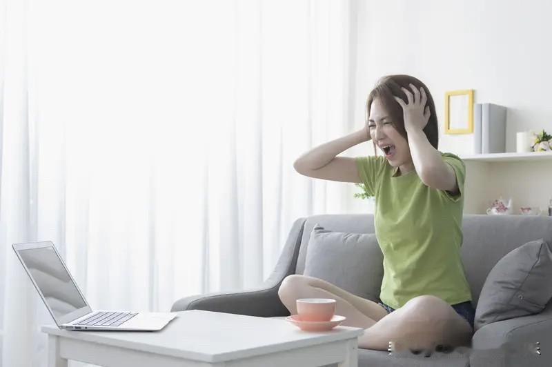 其实从现在那么多人不愿意买医保，不愿意买合疗，就能看出来医生的工资为什么涨不起来