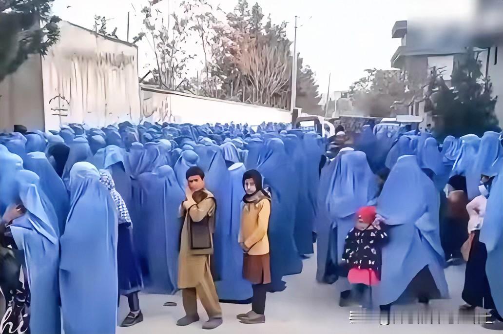 所以说大家现在知道外面是什么环境了吧，真是水深火热，从老A曝光老美，到现如今的阿