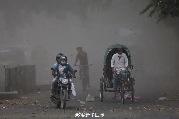 国际国内时事新闻 孟加拉国，一天内至少14人被雷电击中死亡孟加拉 南方都市报 孟