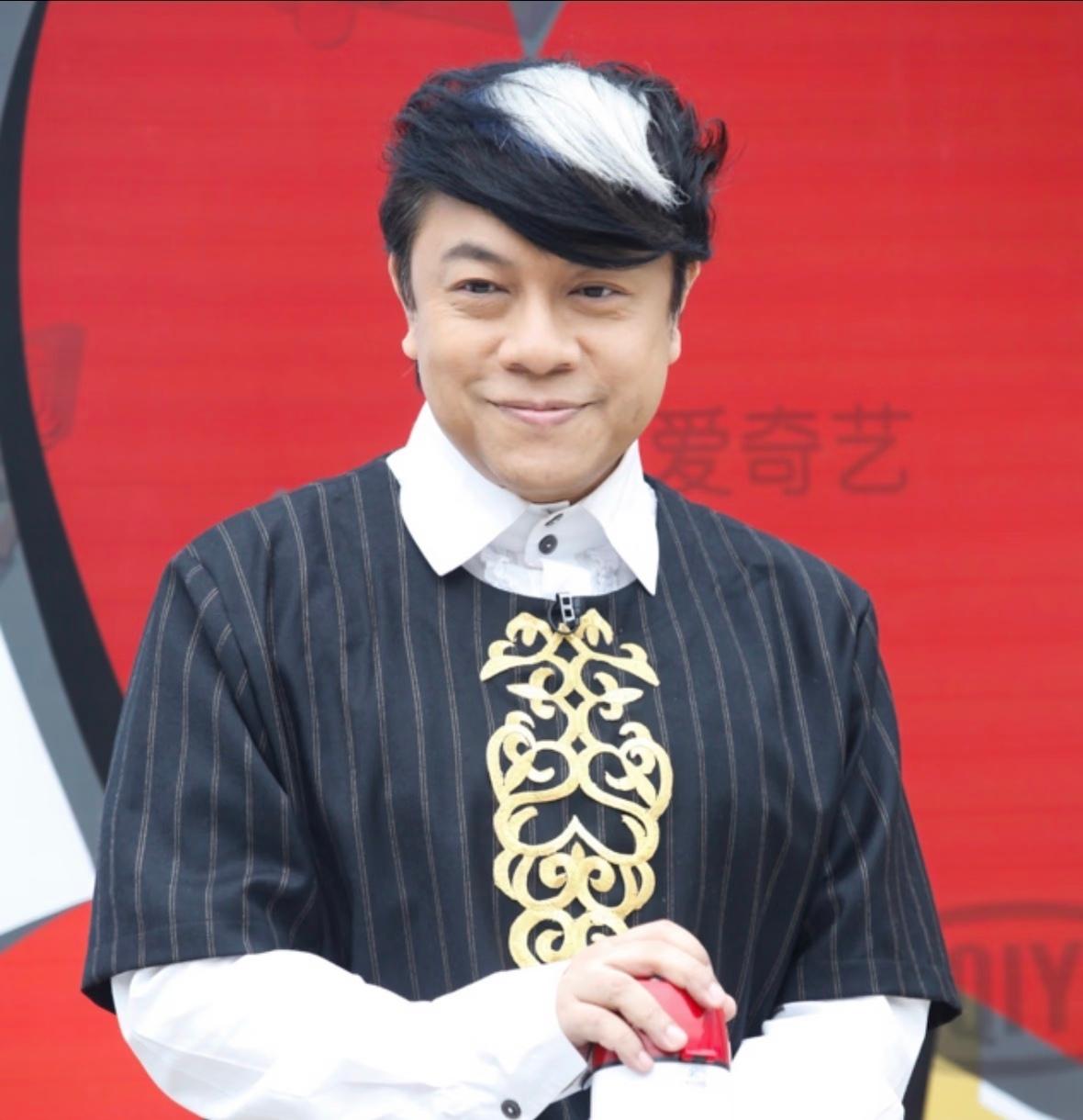 蔡康永这样做，
接下来可能会面临3个窘境：

1、内地事业基本完了，前不久还在上