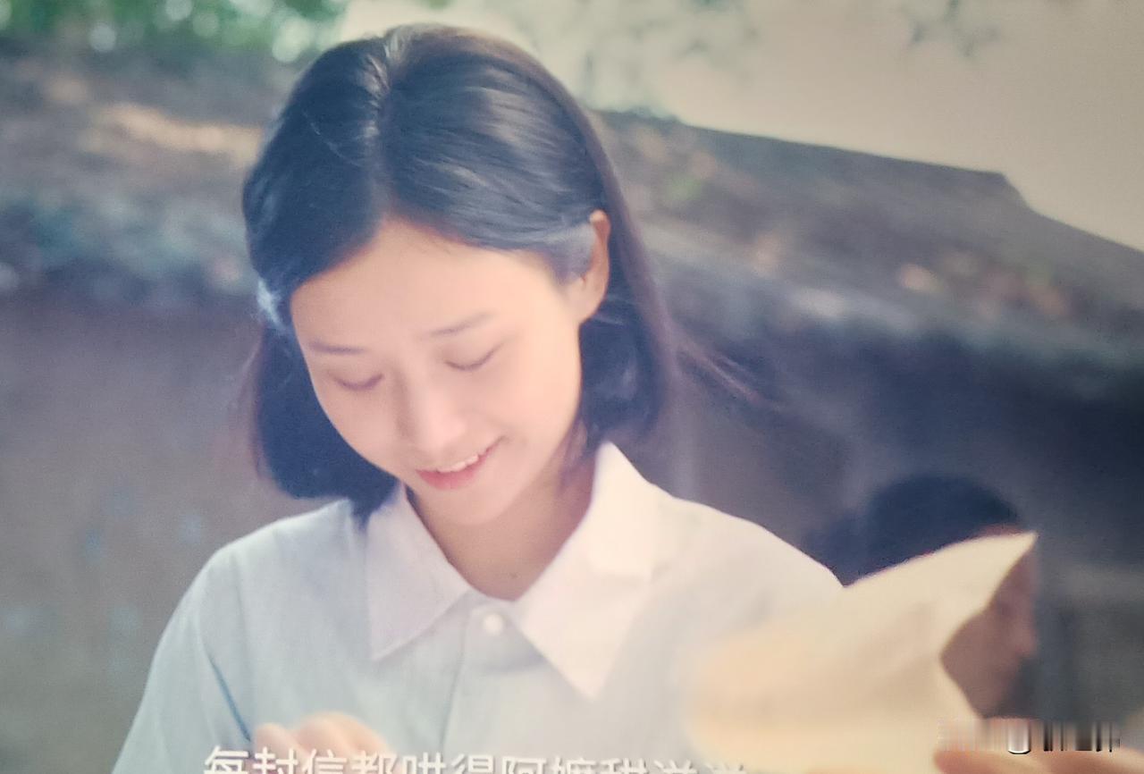 《给阿嬷的情书》爆红网络，看得多了就觉得应该了解一下。于是，昨天走进了久违的电影