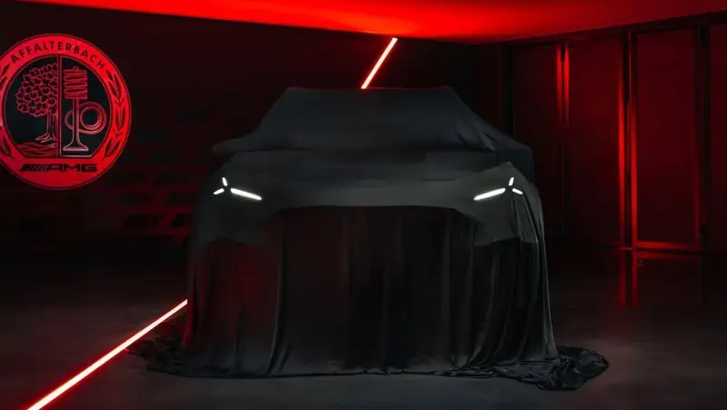 全新AMG纯电SUV预告 梅赛德斯-AMG发布了其新款电动高性能SUV的预告图。