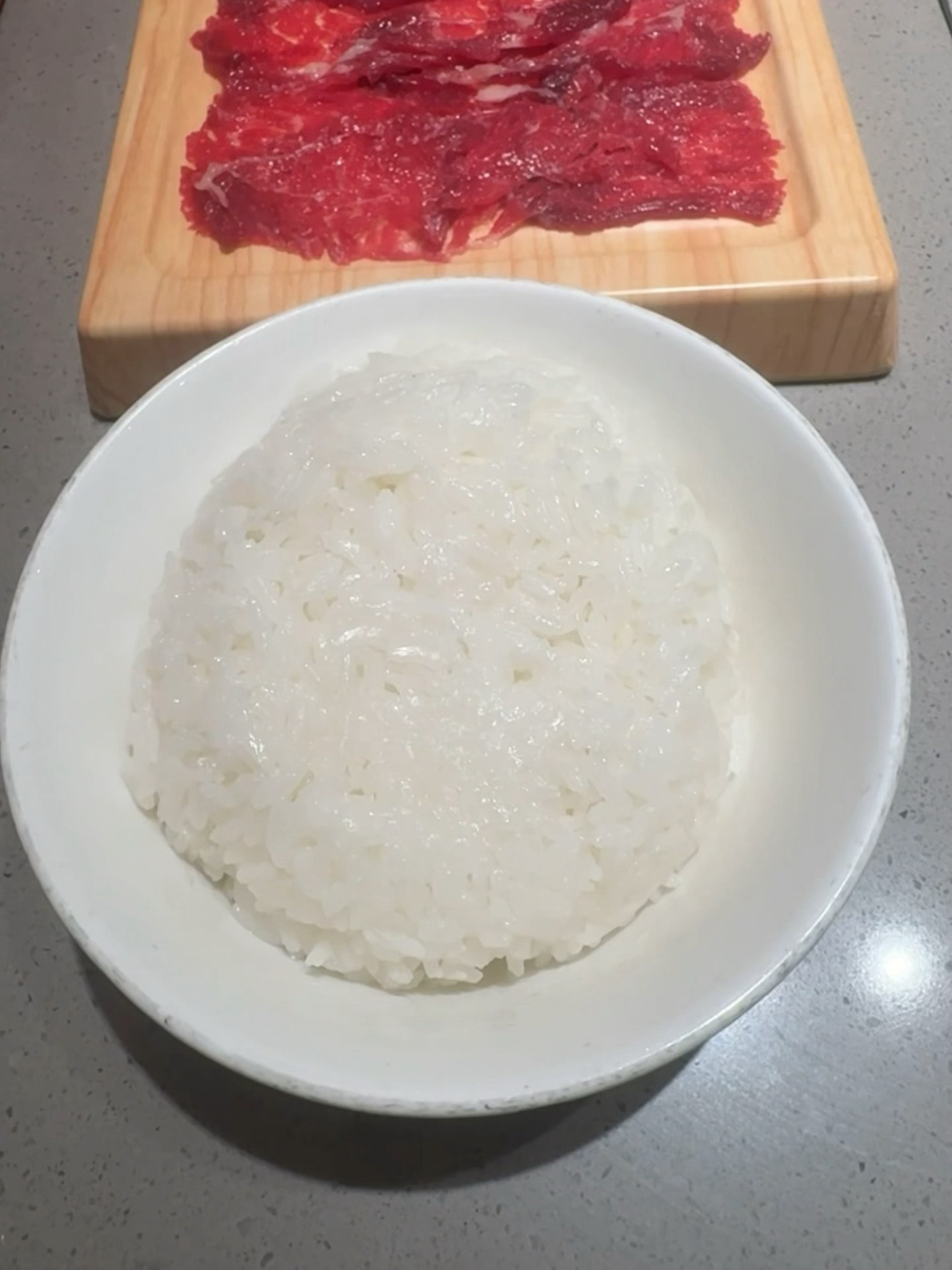 不知道你们饿了没有 