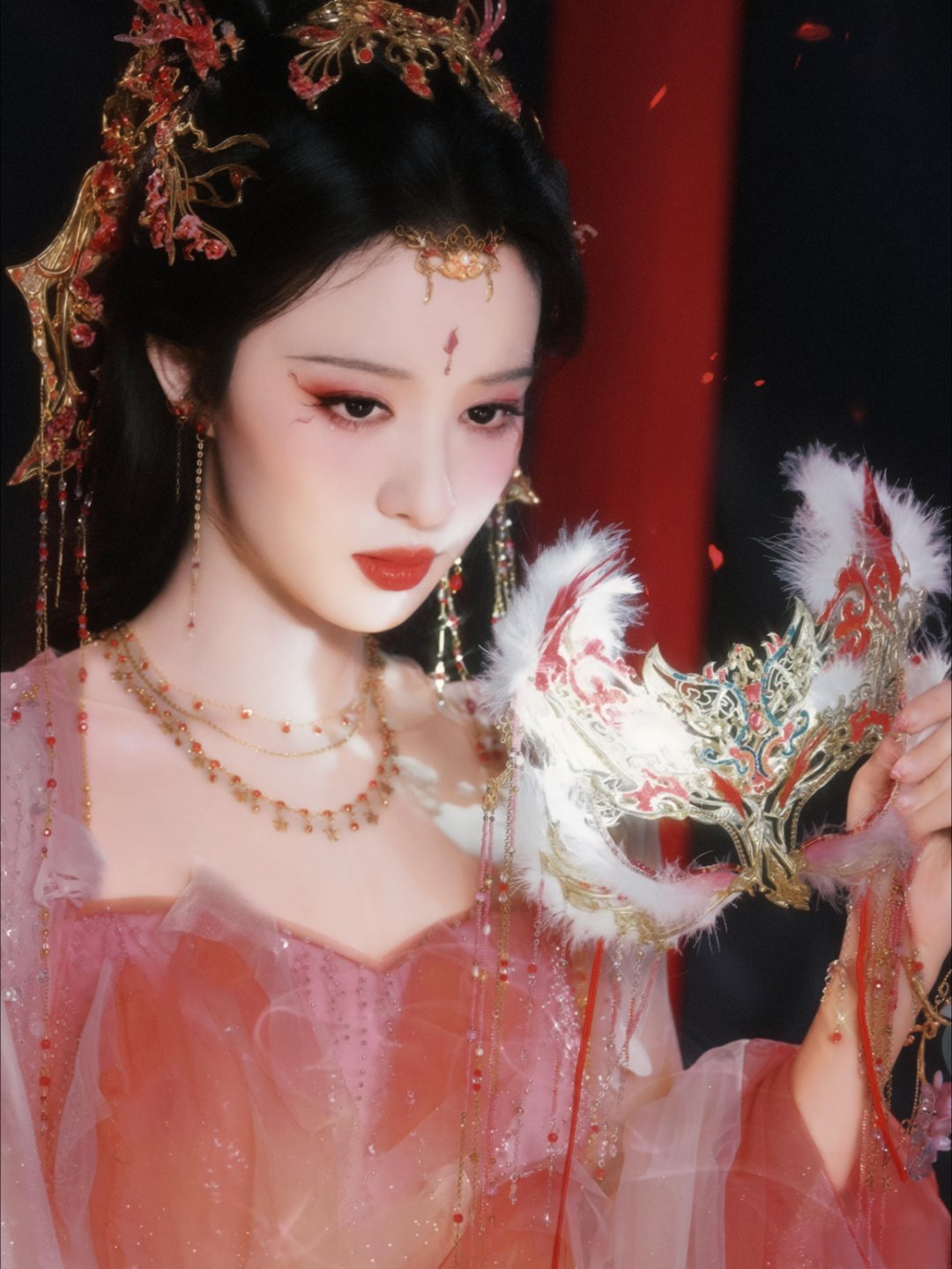 王楚然咳嗽一直不好的原因看着楚然随身带着净化器，真的心疼，气道敏感的宝宝闻点烟味