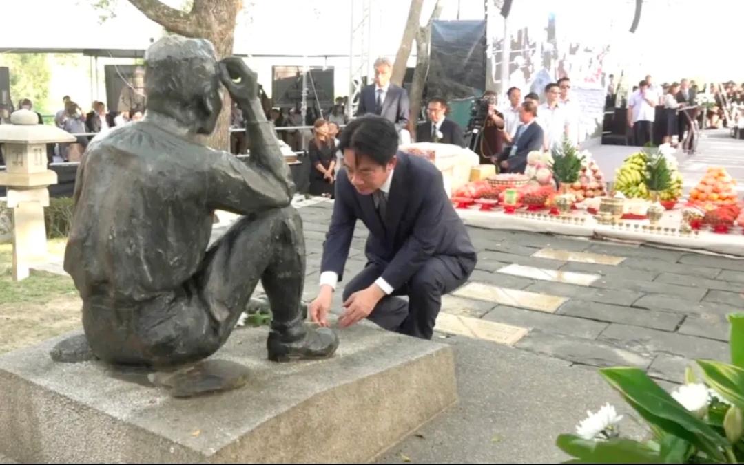 笑掉大牙！赖清德跪拜日本殖民者，彻底沦为全网笑柄
 
赖清德窜访归来，立刻跑到台