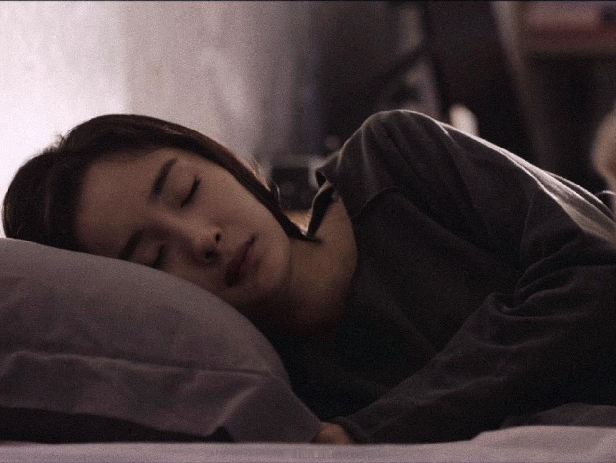 杨幂丝塔芙亚太区品牌代言人ym杨幂生万物ym如果有天我睡醒 发现我的身边没有你～