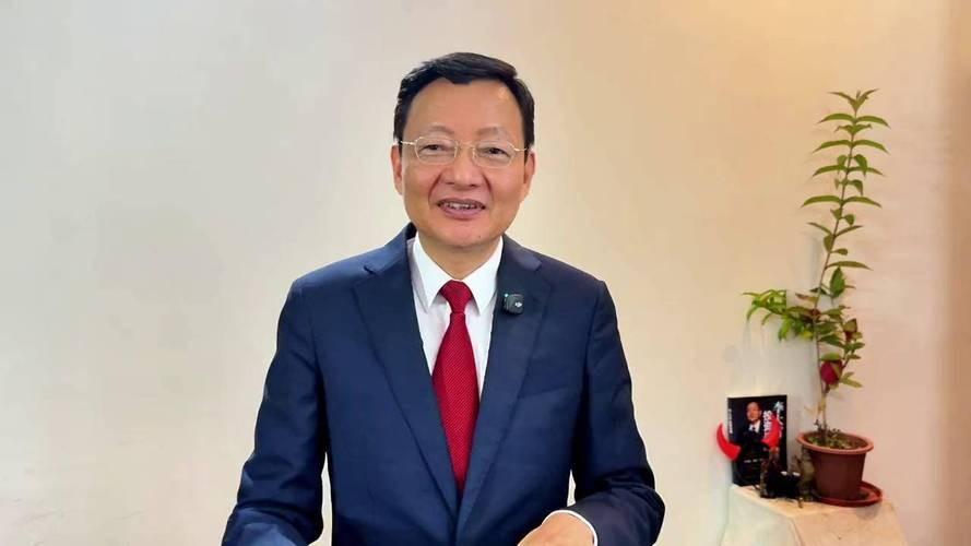 李大霄认为近期上涨行情更多只是反弹，虽然大盘已经突破3900点，但距离4000点