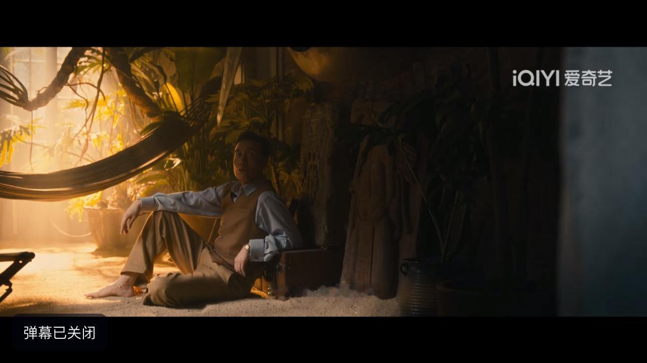 八千里路云和月这么田先生一直都在跟日本人周旋着，又要警惕身边所有人，有一个人说过