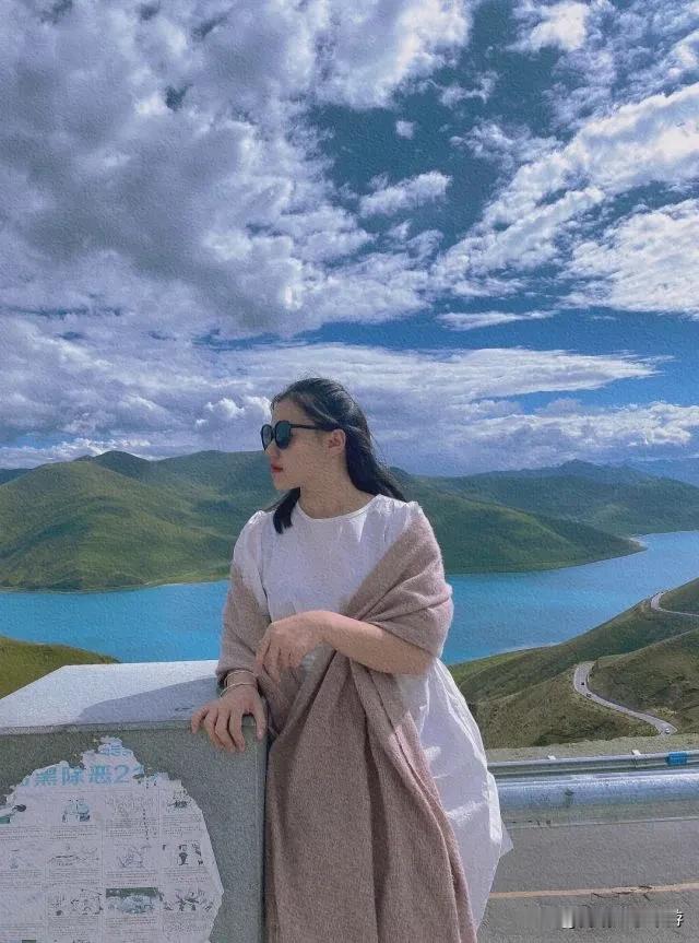 埃安UT大一圈高级很多