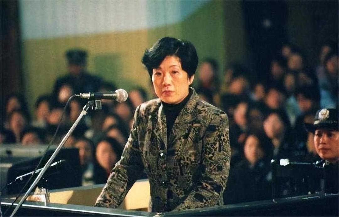 2001年“女老虎”蒋艳萍一审死刑，谁都没想到，已经被判处死刑的湖南头号女贪官蒋