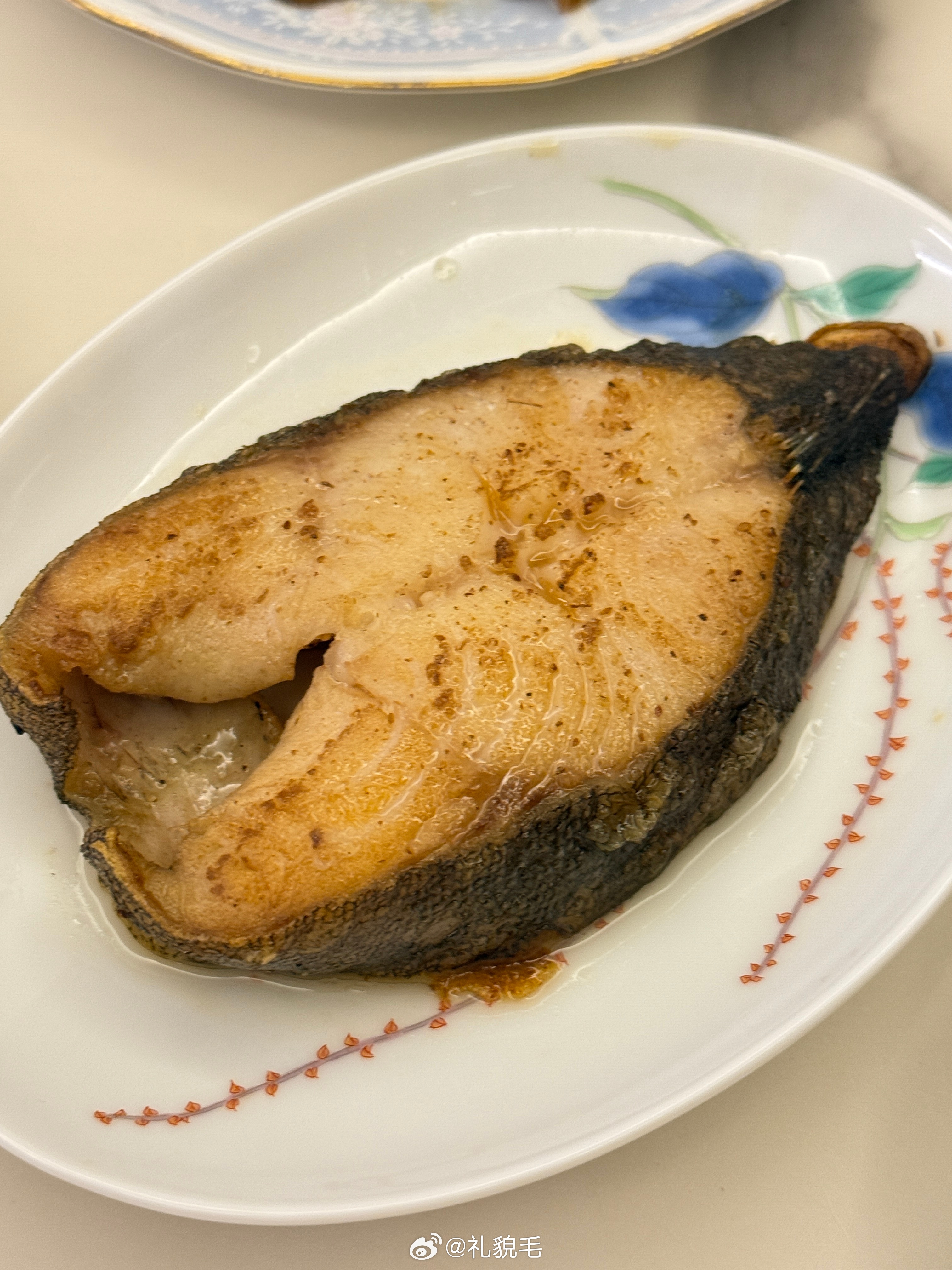 我今晚的一人食，就这些，不会的全吃完上个月的计划我感觉应该是成功了一部分，但秤还