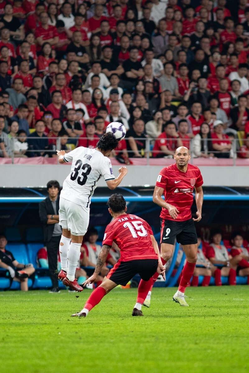 周三 亚冠看法002 江原fcvs上海海港 上海海港向来内战表现强势，外战却始终