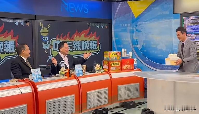 今天是蔡正元生日，满72岁了，但是他的生日愿望居然没有提“统一”，多少有点小遗憾