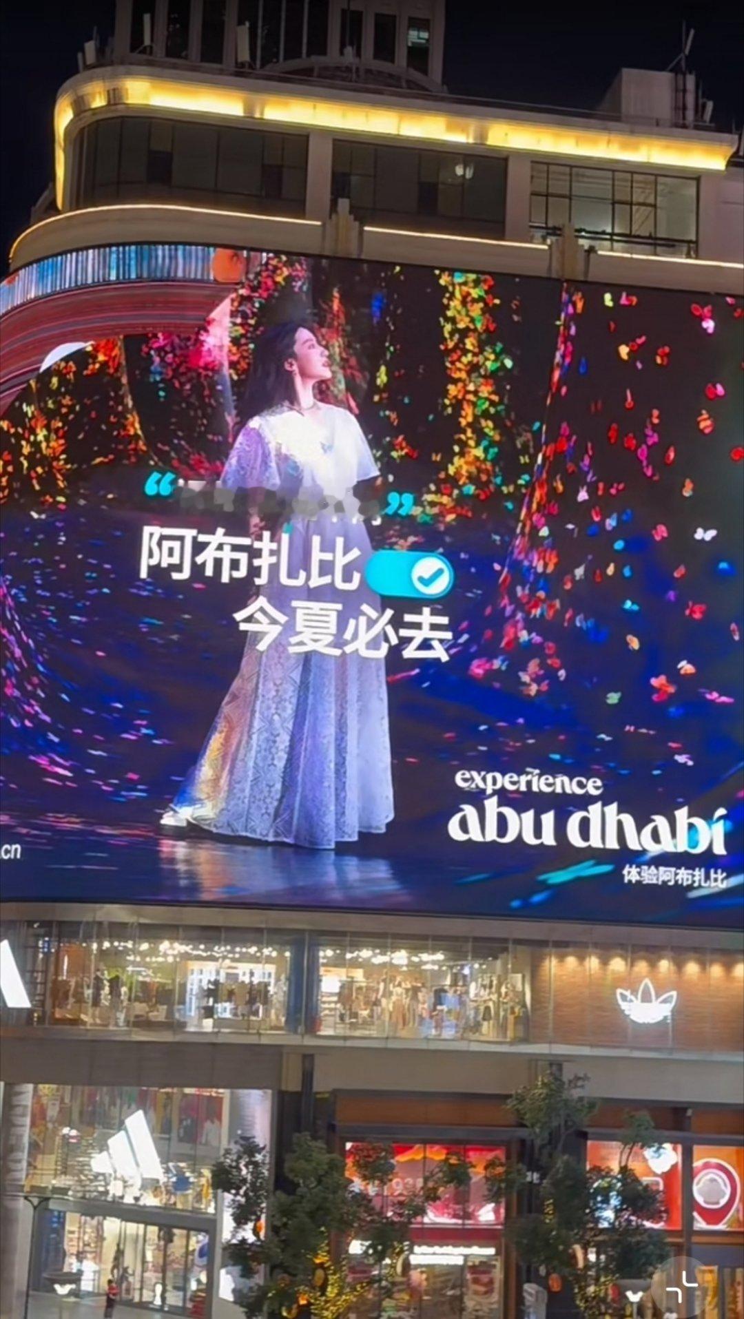 争论有风有没有带火云南，完全没有讨论必要，刘亦菲那部剧确实带火云南大理沙溪，说带