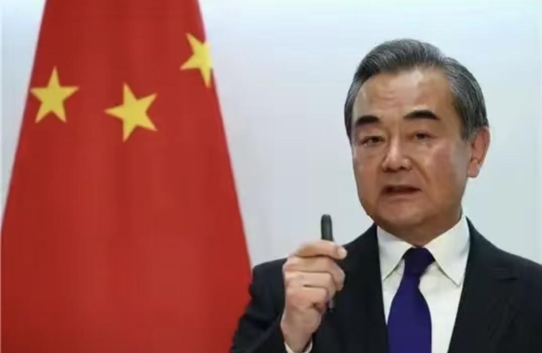 “一国两制”不可能了？
既然不愿一国两制，那就满足“台独”分子，王毅外长今年明确