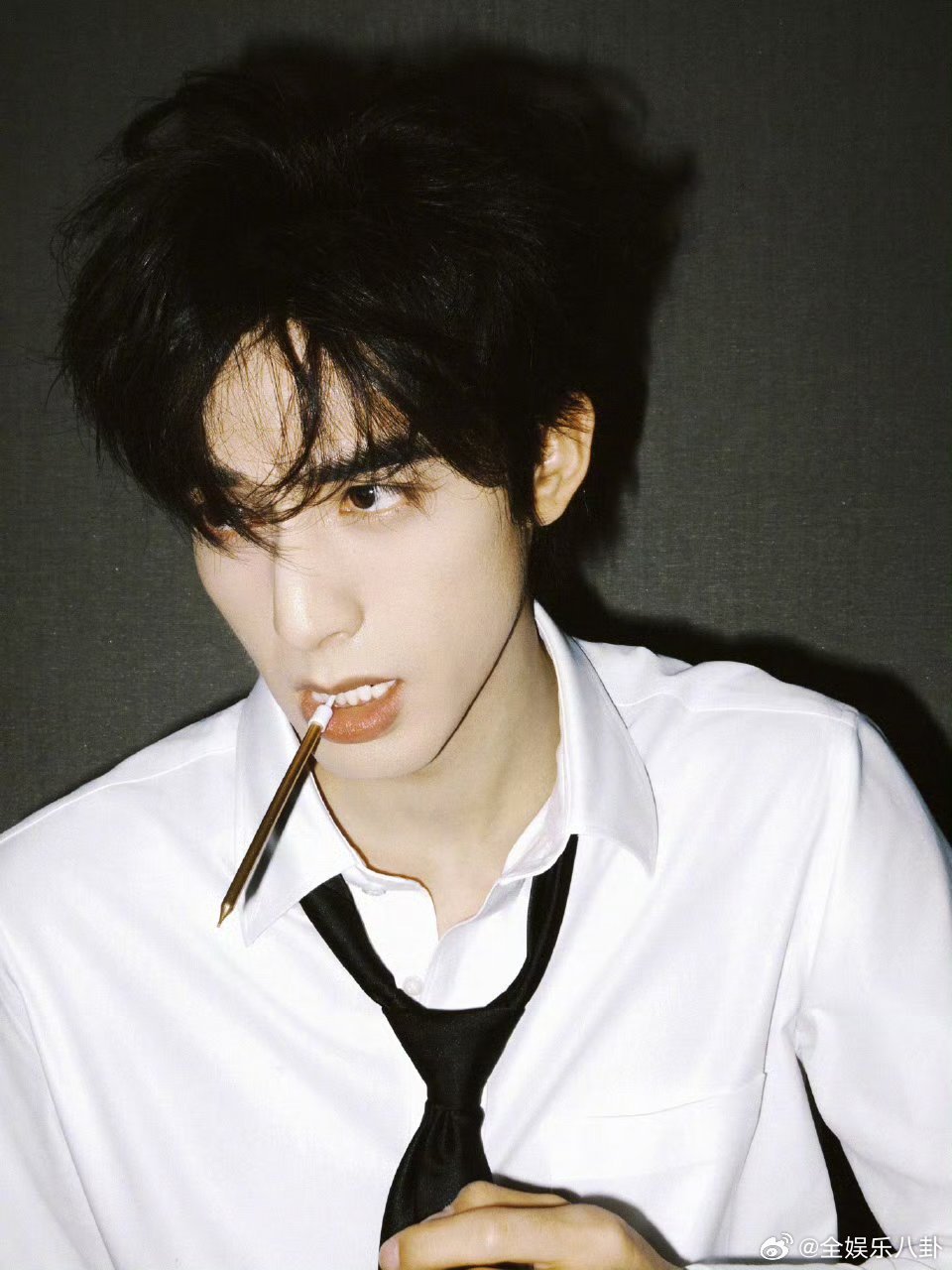 宋威龙27岁生日照宋威龙生日快乐！ 