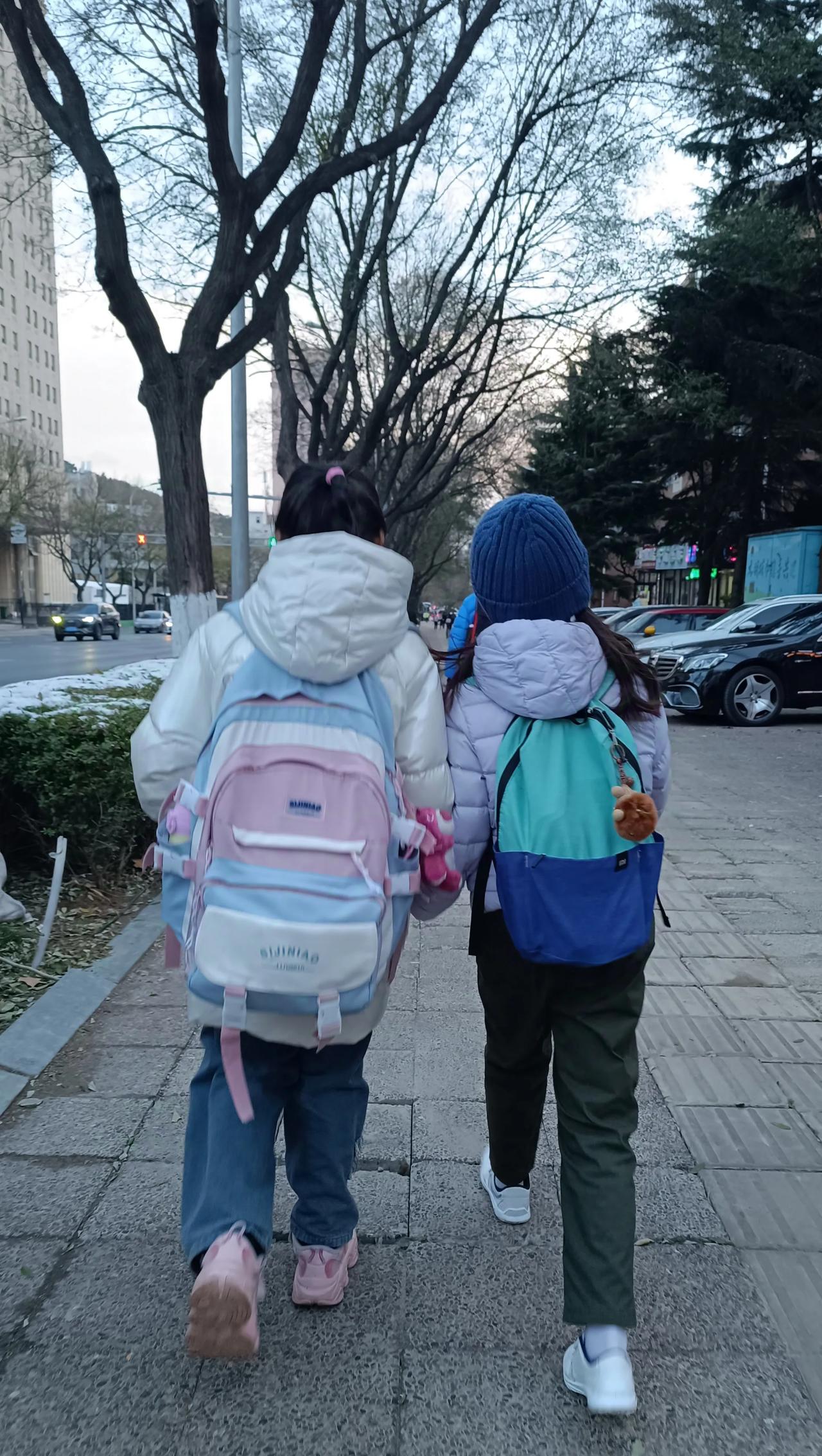 11月28日 周四🧮总结：学校作业69分钟；家庭学习内容12分钟；课外阅读20