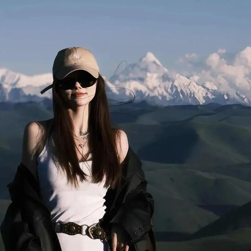 𝗪𝗲𝗖𝗵𝗮𝘁头像 ‖女生头像‖氛围感‖优质女头‖小众高级 ‖无水印女