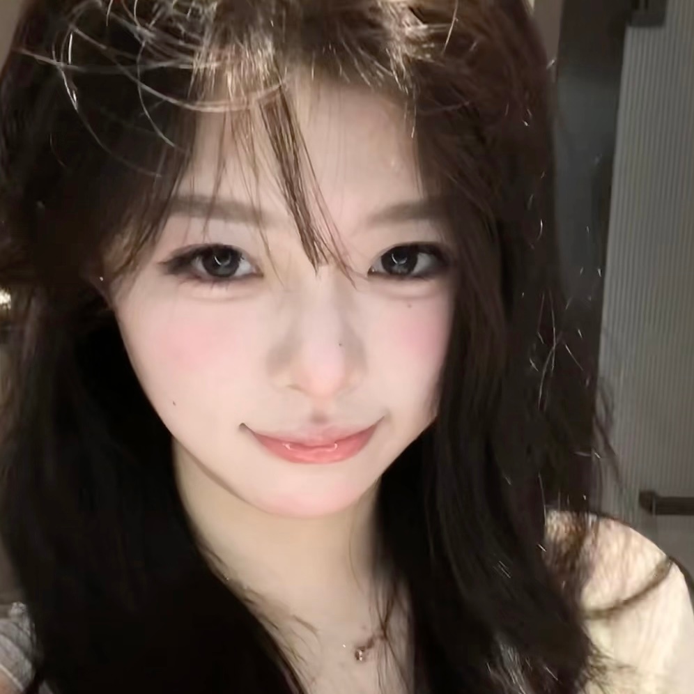 𝘄𝗲𝗰𝗵𝗮𝘁 女生头像背景图丨干净 ​​​