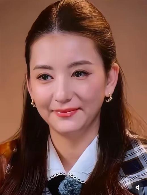 每代人都有专属的社交记忆。对 80、90 后而言，2005 到 2012 年，没