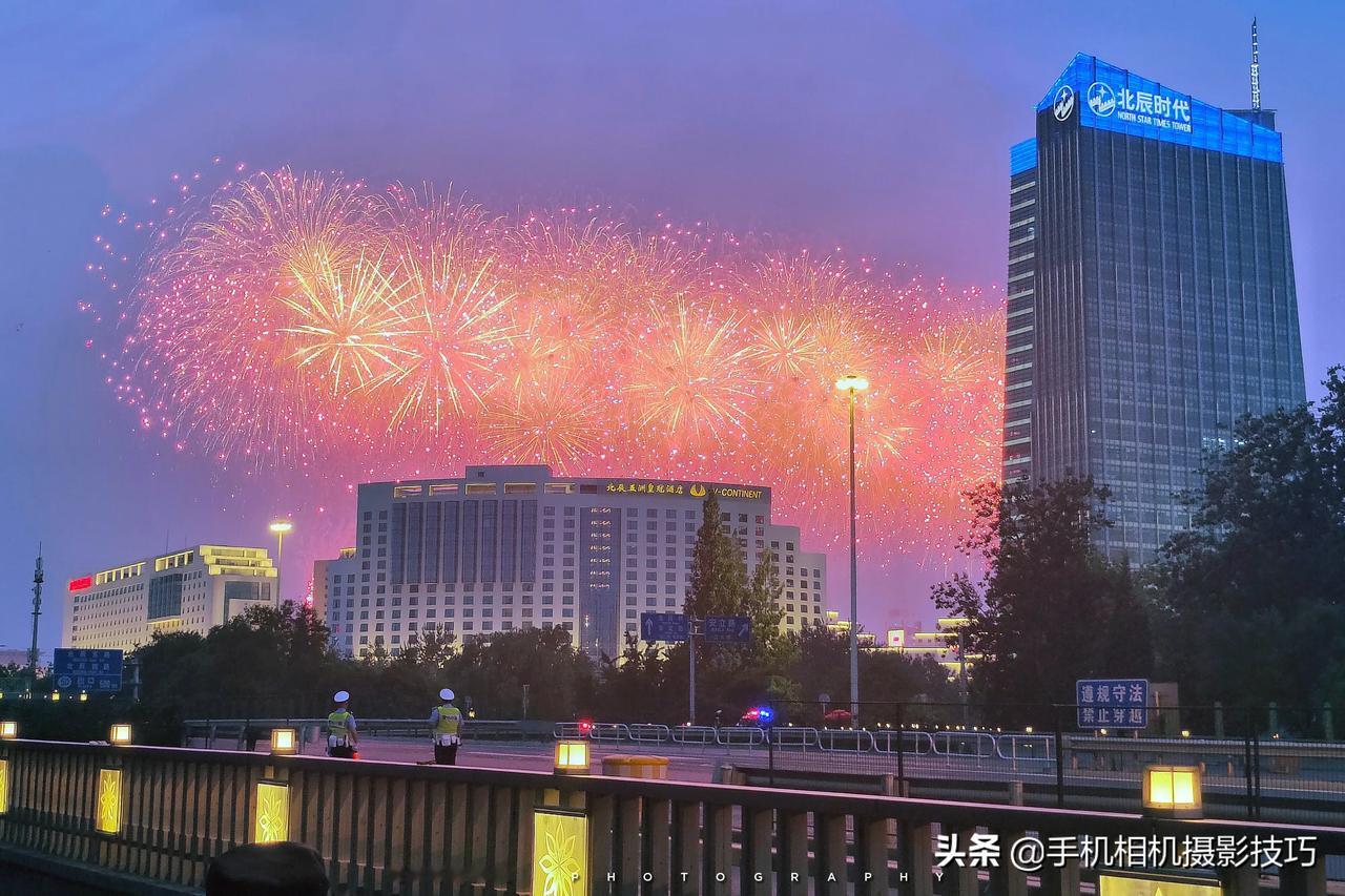 鸟巢烟花
建党百年
璀璨闪目
by phone