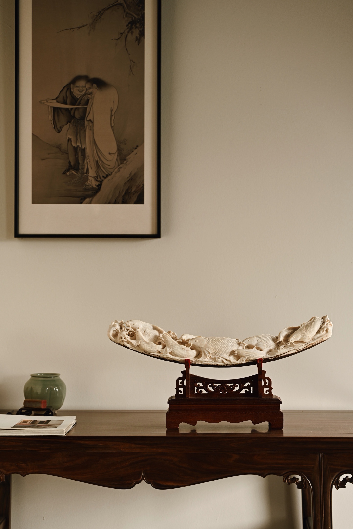 猛犸 | 吉庆有余 摆件整料雕刻，底部带原皮，鲤鱼腾波，姿态矫健，神态威猛，鱼须