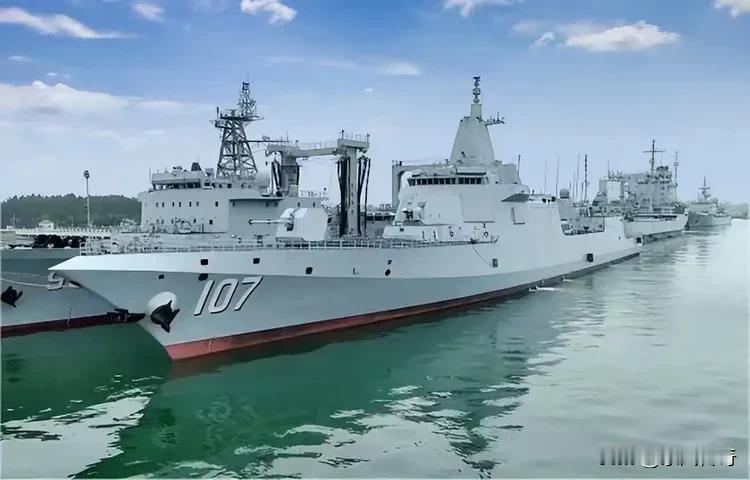 至少在2050年之前，我国055导弹驱逐舰以及052D导弹驱逐舰都会作为海军主力