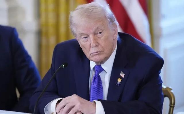 果然！美国对伊朗动手了

美国国务院在2026年2月6日公布制裁措施，对15家实