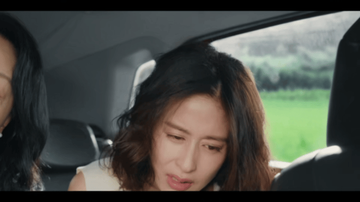 颖儿演出了妈妈的生育痛电视剧小芳 颖儿这段生产戏看得我直接红了眼眶，生理上的剧痛
