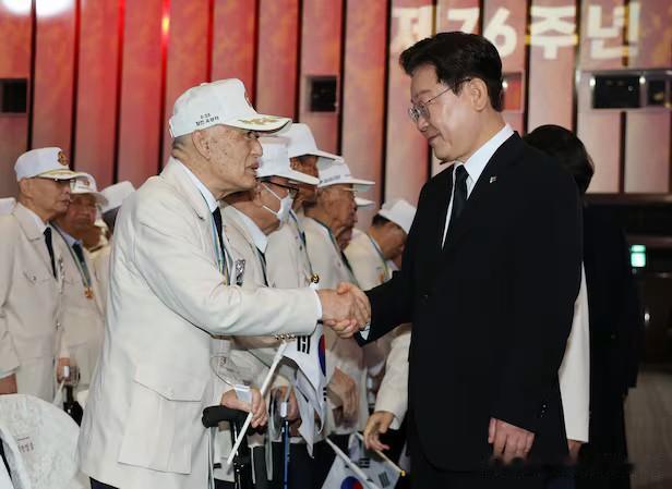 6月25日，韩国举行6·25战争（我方称抗美援朝战争）76周年纪念仪式，总统李在