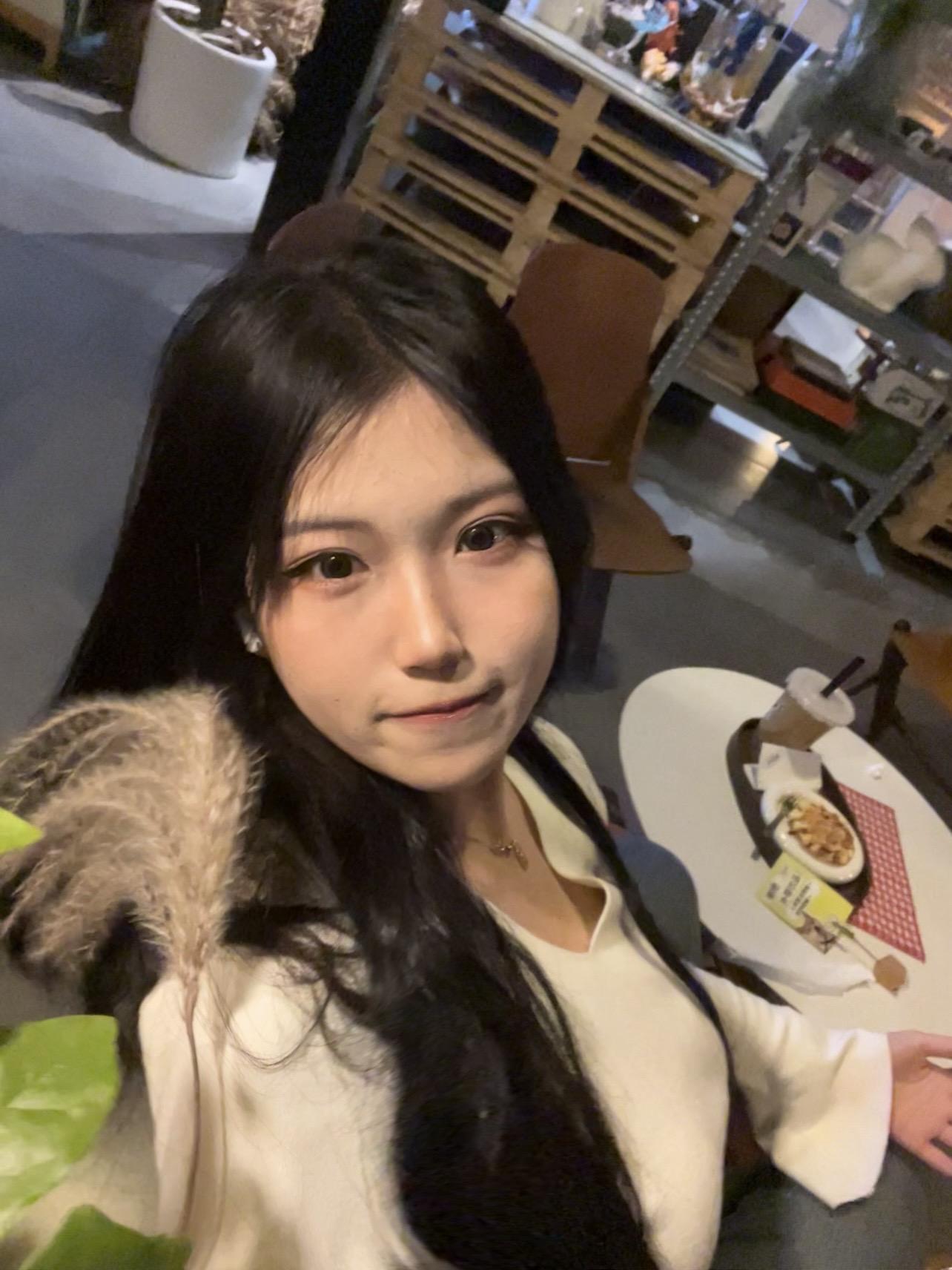 雪花交替的瞬间 属于我们 🐰