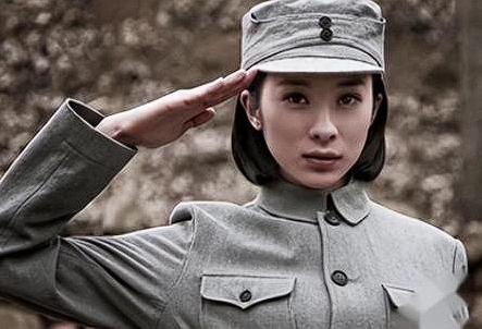 1941 年，穷凶极恶的日军轮番玷污了女战士杨威，又对她动用惨无人道的“剐刑”。