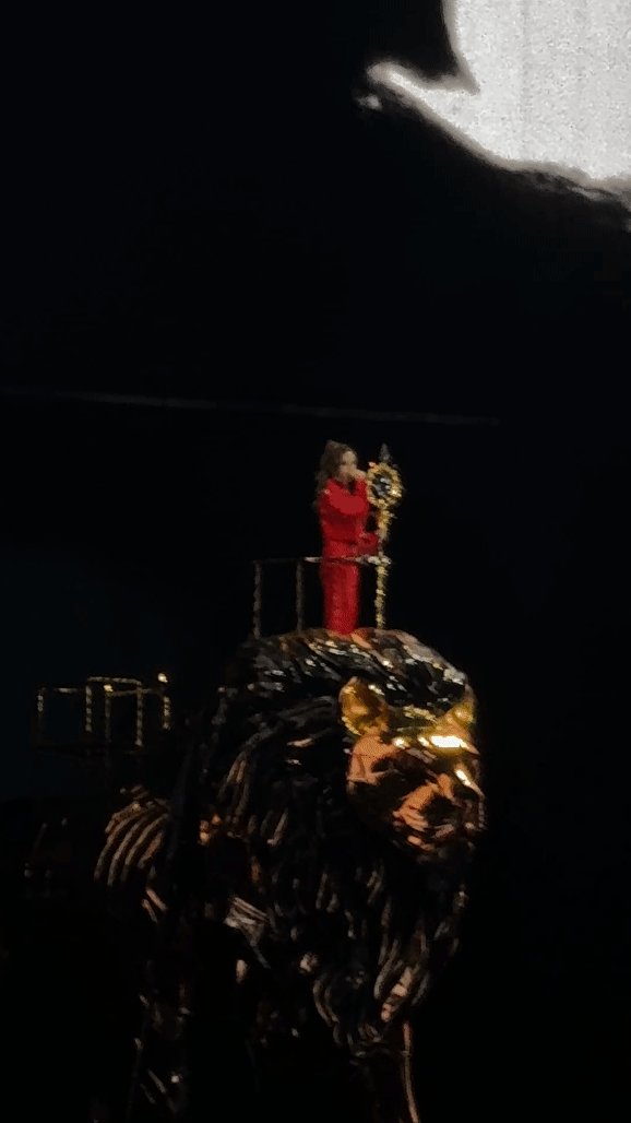 邓紫棋Alpha红衣开场 果然是少看一场就出事！解解广州演唱会首场又双叒叕上新新