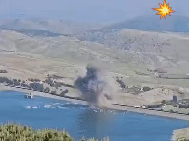 以蓄空袭黎巴嫩卡拉翁湖水库大坝。这座储水超2亿立方米的民生枢纽，维系下游万千平民