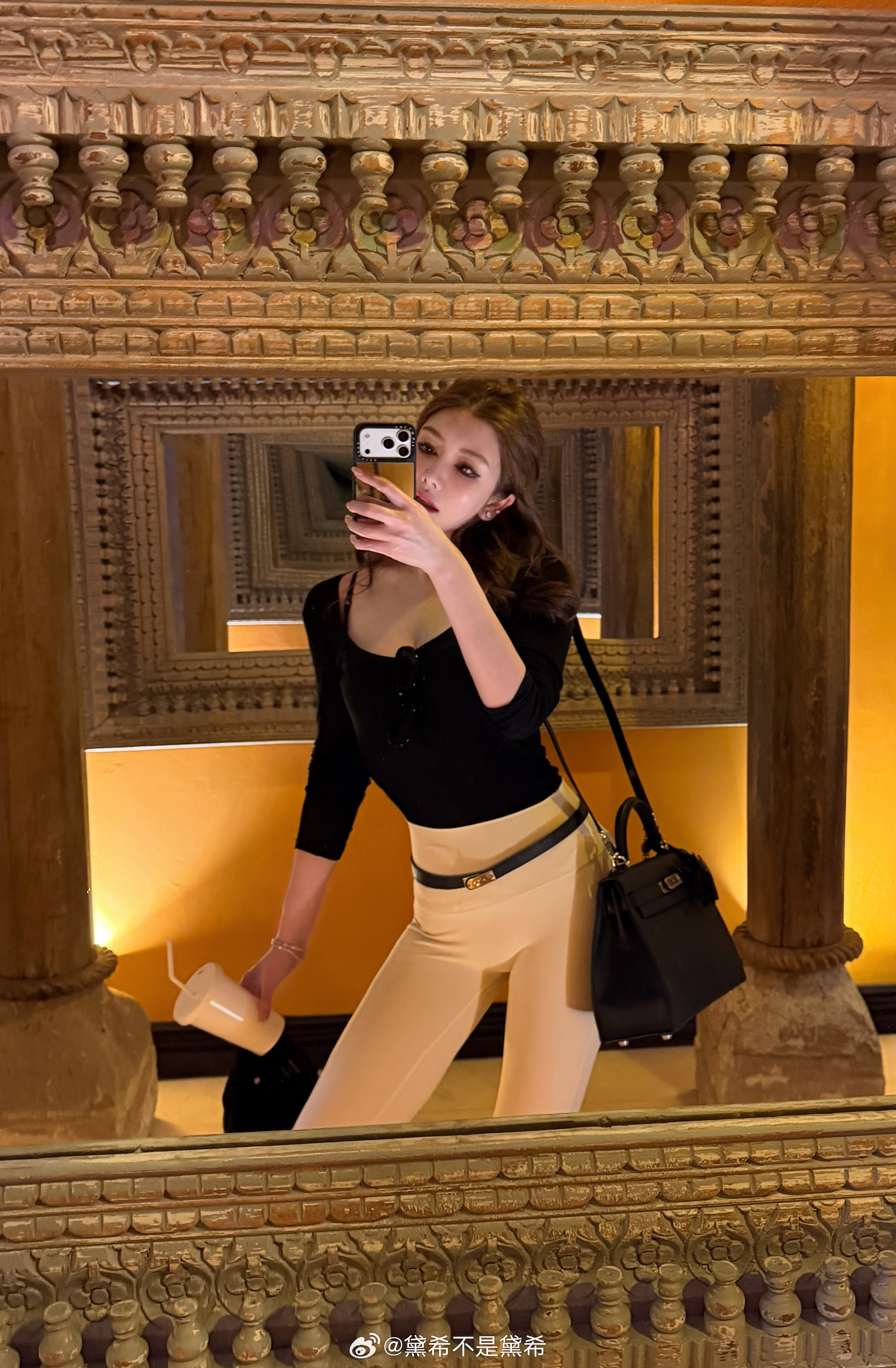 不过就是惊鸿一瞥好似昙花一现 