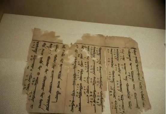 蒙古国全面恢复传统蒙文！并与我国内蒙古自治区接轨的消息，确实算得上是一个“阳谋”