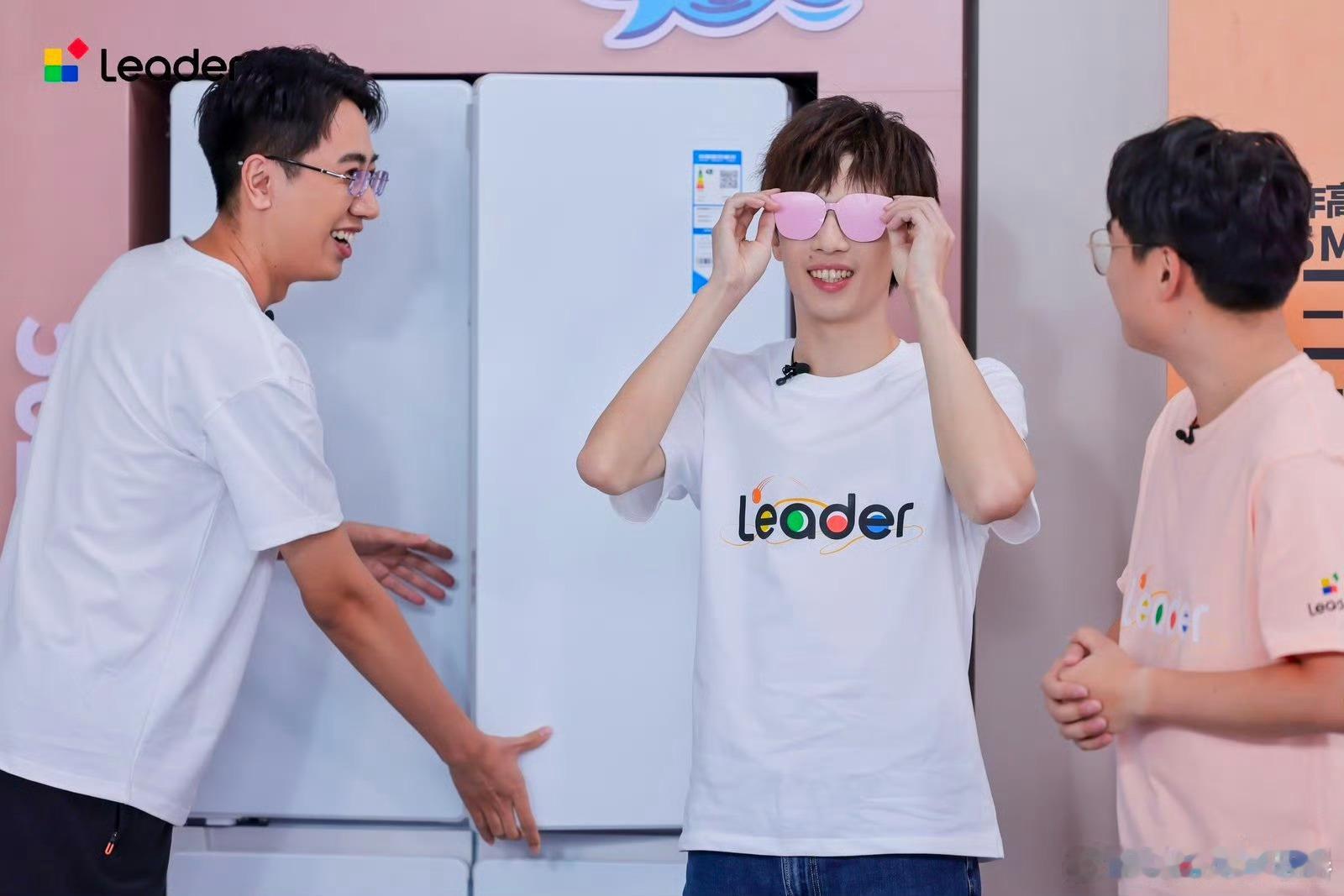 想起咸蛋超人那张哈哈哈哈哈 ​​​