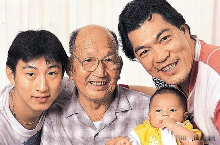 陈奎安英年早逝后，儿孙接连灾祸！

成奎安外号“大傻”，是港片黄金时代知名反派演
