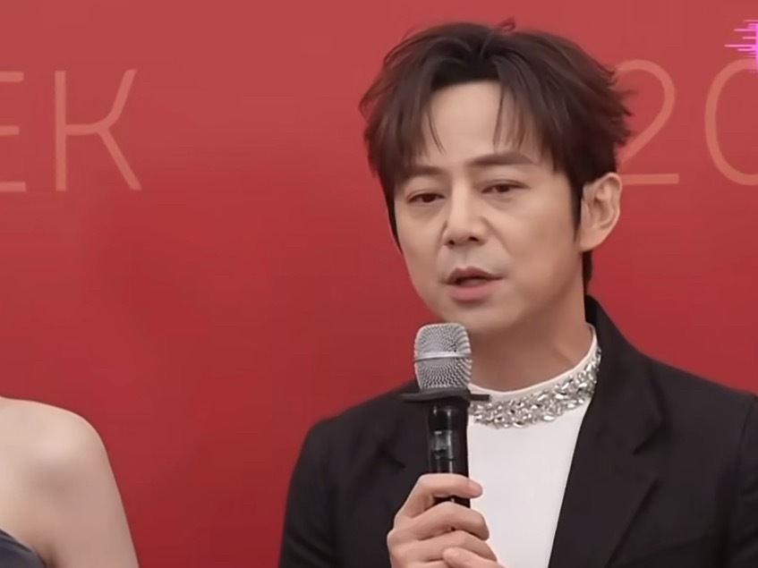 何炅周考上岸我何好体面的嘞，咱的周考也是终于上岸了，每一周来一次的这种奇思妙想真