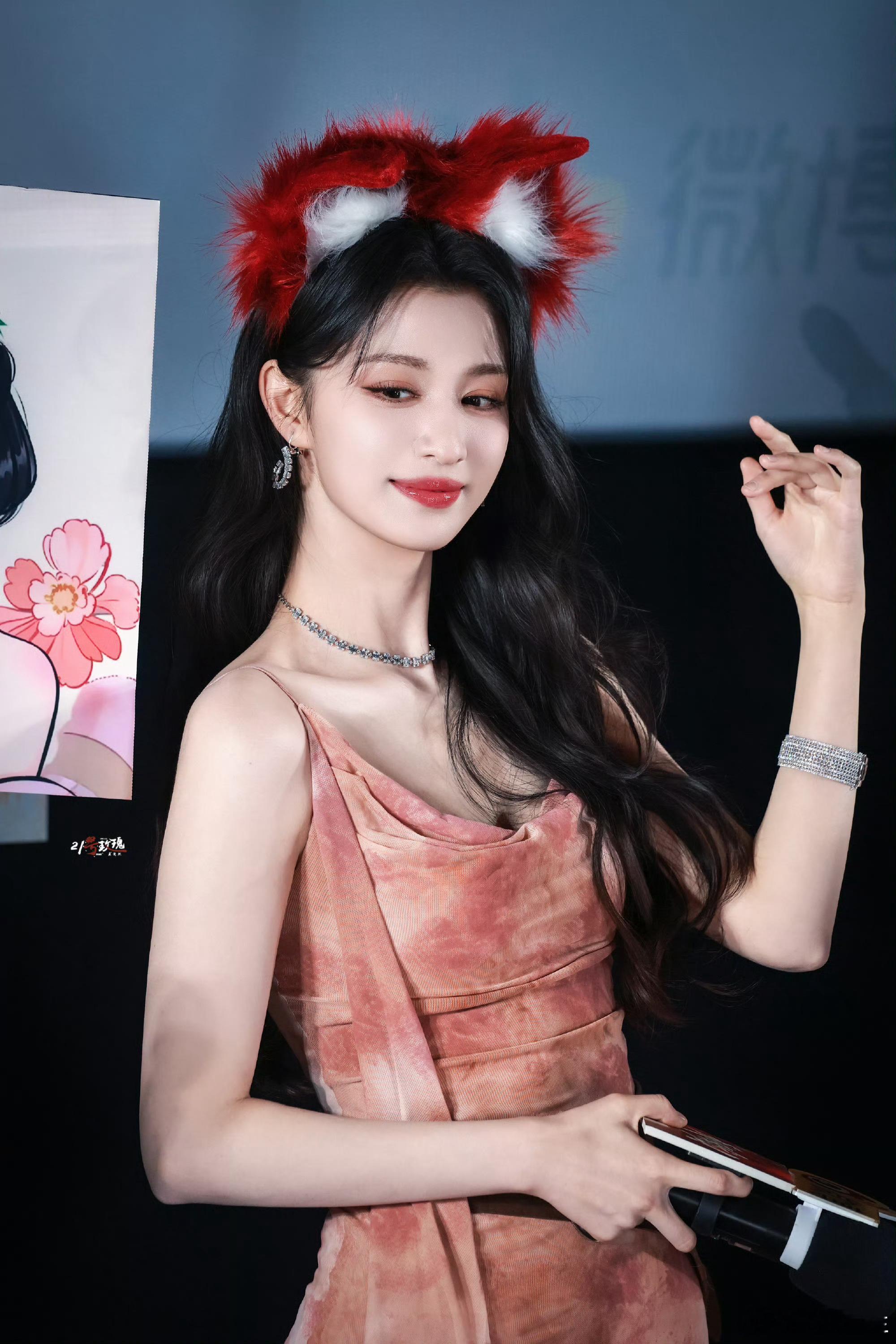 王楚然模仿妲己世界上怎么有王楚然这么美的人…… 