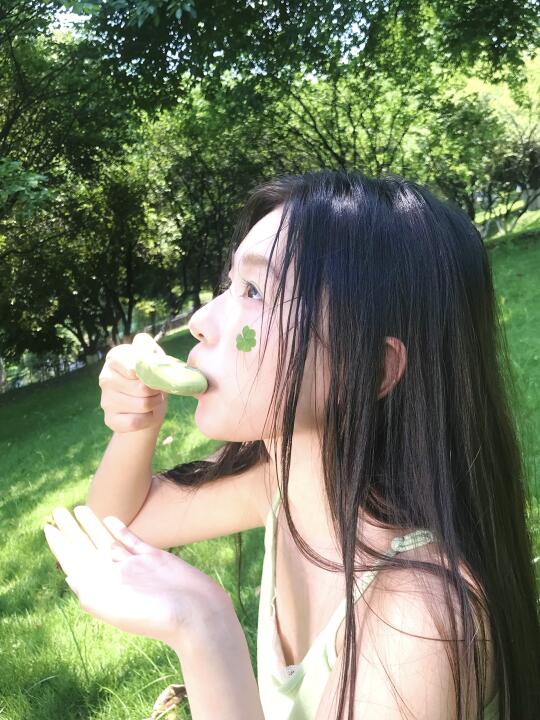 你终于醒了！现在是2001年的一个午后